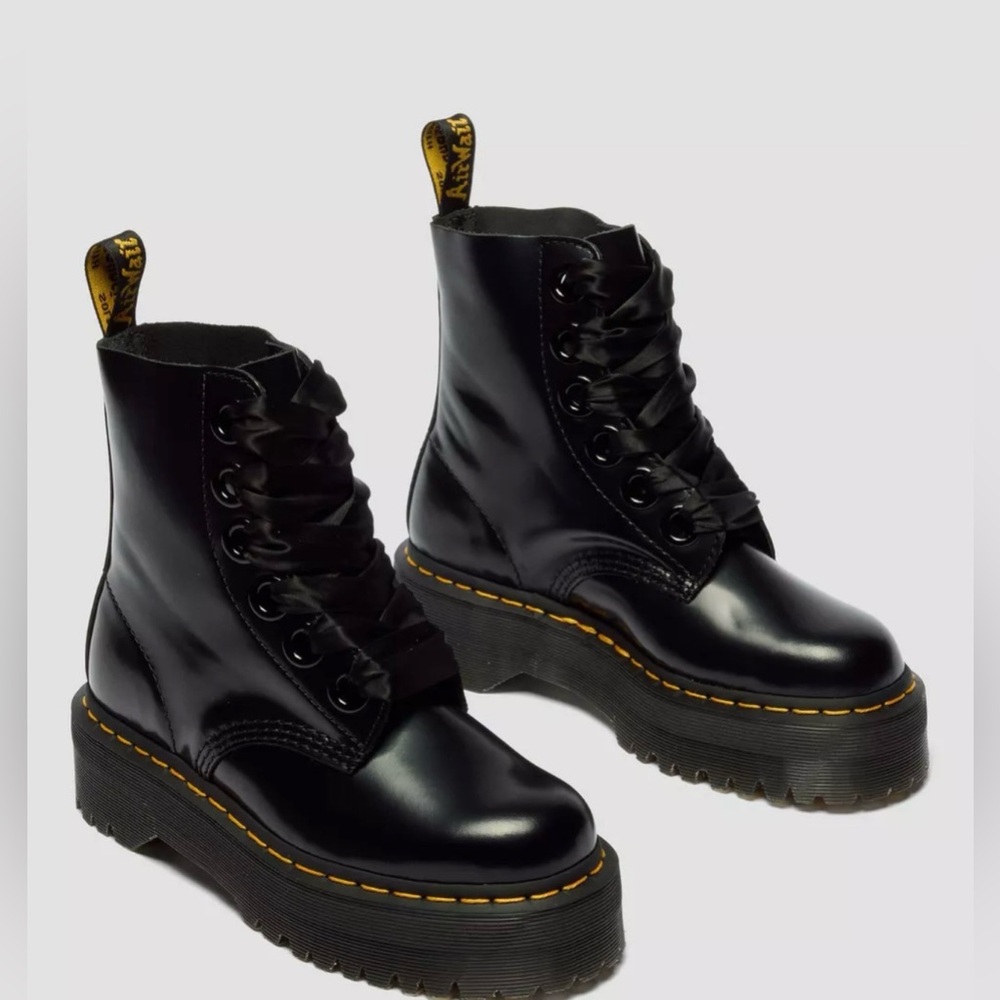 Dr. Martens MOLLY WOMEN'S LEATHER PLATFORM BOOTS